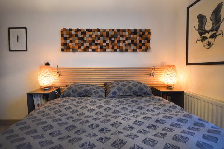 საძინებელი 1