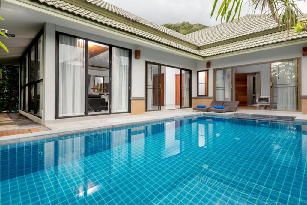 Pool & Terrace