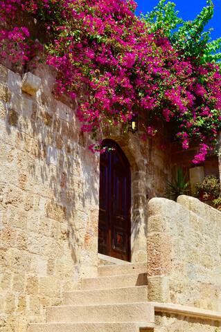 Medieval Villa from 1431 gallery image 2