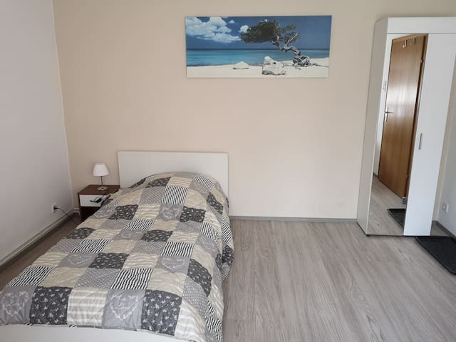 listing_image