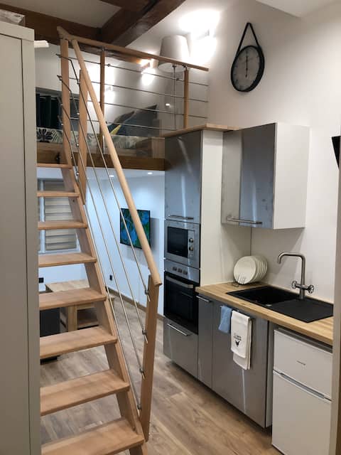 Studio atypique de luxe 5* à 300m du vieux port.