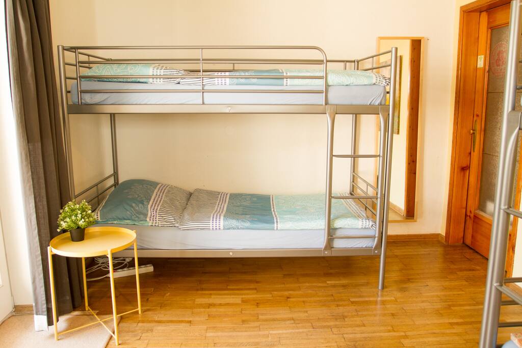 男女共用部屋