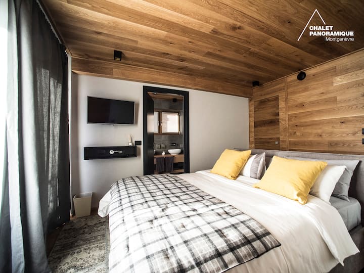 6 ห้องนอน
ในตัว