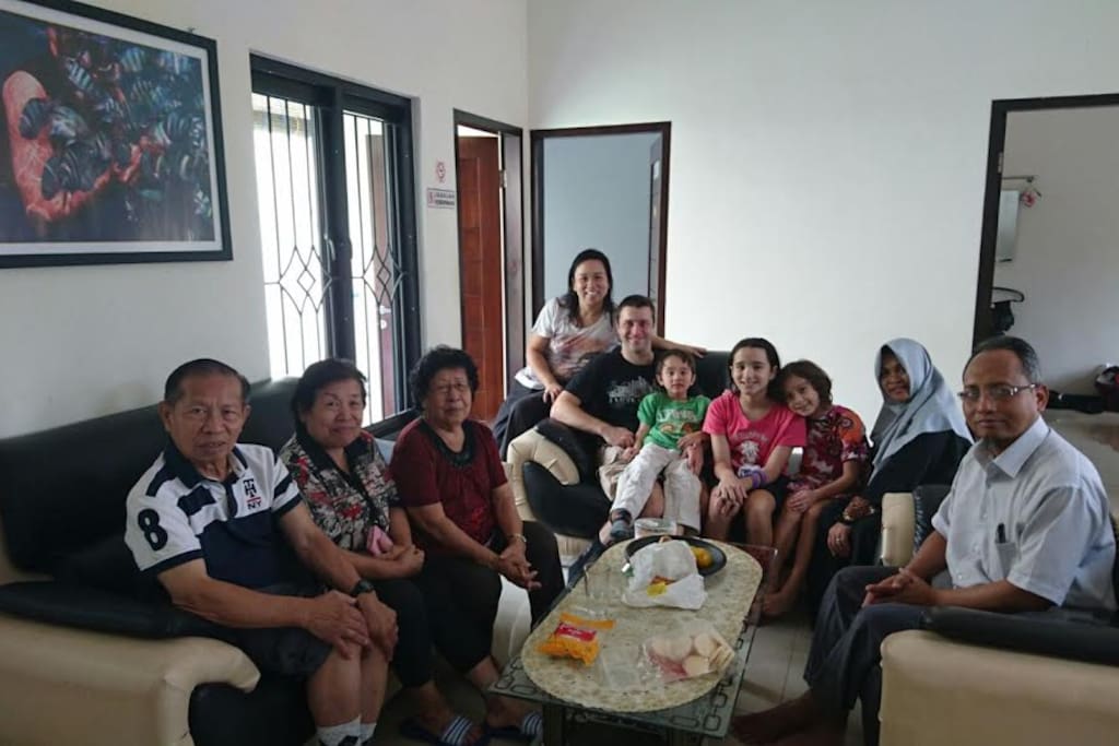Salah satu tamu Villa Permata 1