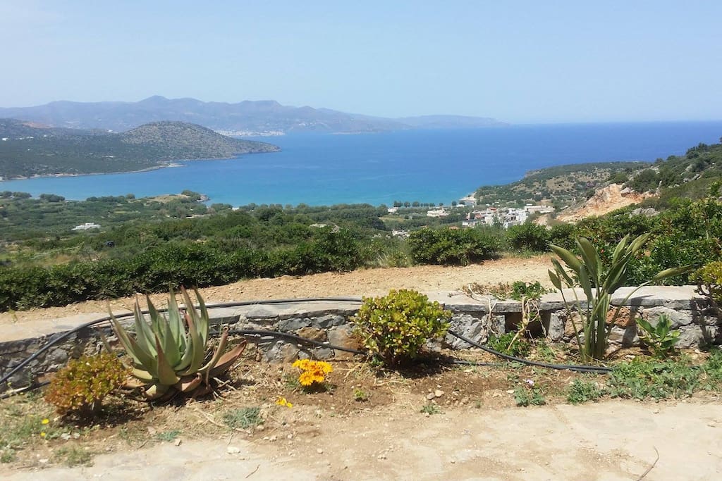 Outside view 1