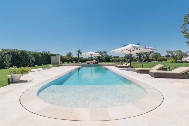 Masseria Il Frantoio with heated pool gallery image 2