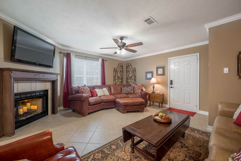 Take your pick...Romantic candlelit fireplace or dynamic big screen TV time...a perfect ending to your day!