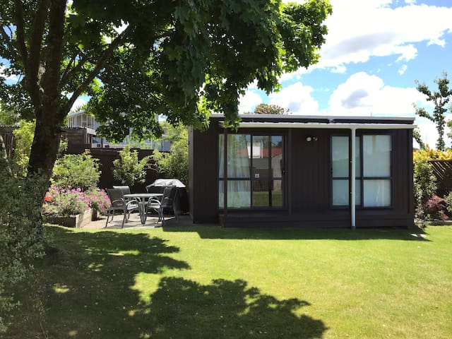 The Retro Cabin