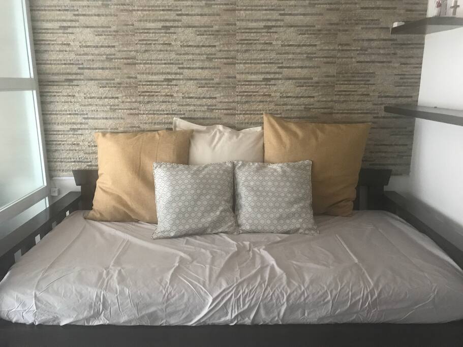 Other shade of linens