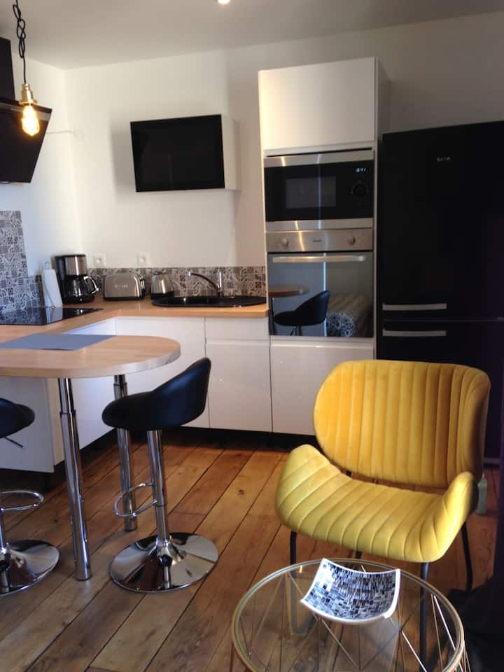 Studio Vue Sur Le Port Des Bas Sablons, Plage,wifi - Saint-Jouan-des-Guérets