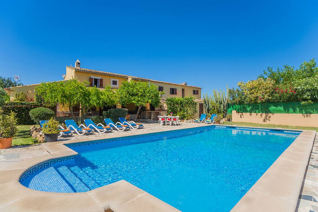 Pool Area 1-6