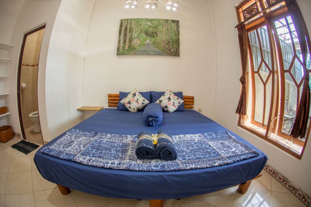 King size Bed