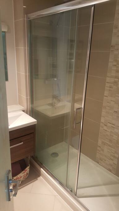 Ensuite bathroom