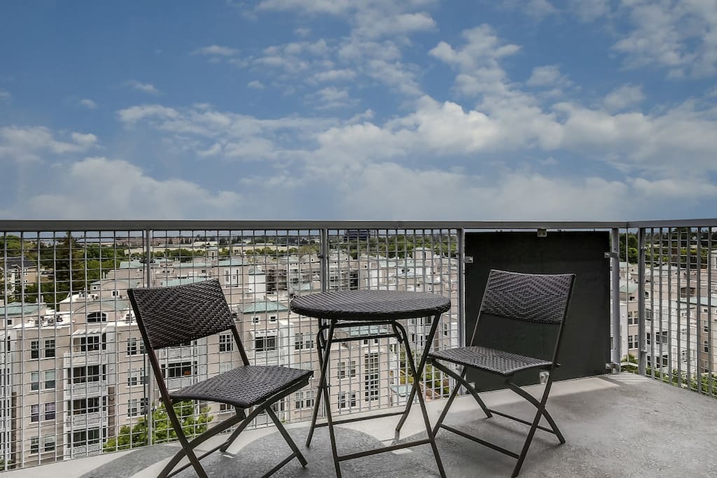 Private balcony with bistro dining set and amazing views!!