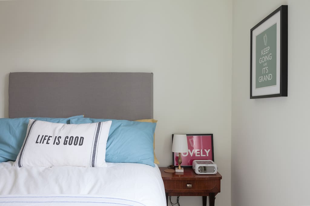 Second bedroom