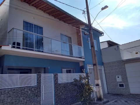 Entire home near the station (Trem das águas)