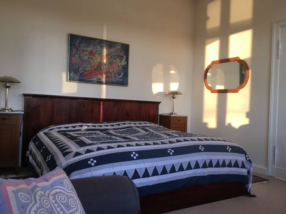 Front Room, 180 x 200 Bed