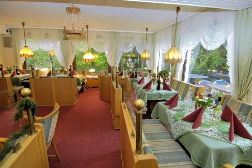 Einer von fünf Caféräumen