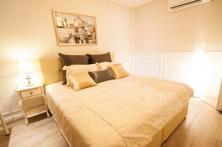 ★★AmazingFamilyRoomOrchardMRT/ClarkeQuay★