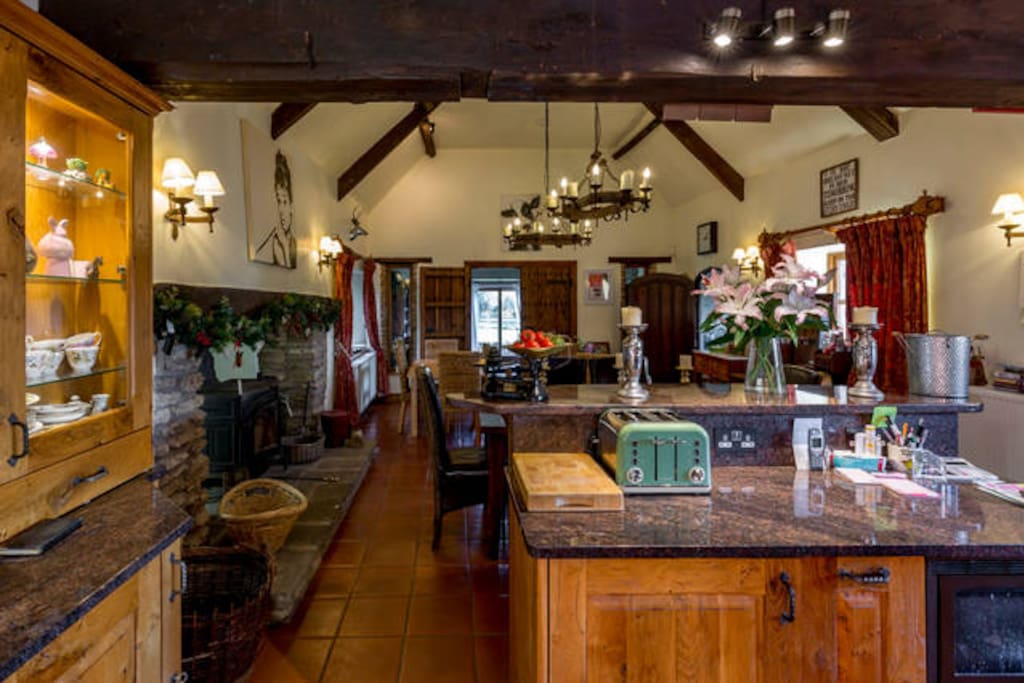 fab relaxed kitchen area