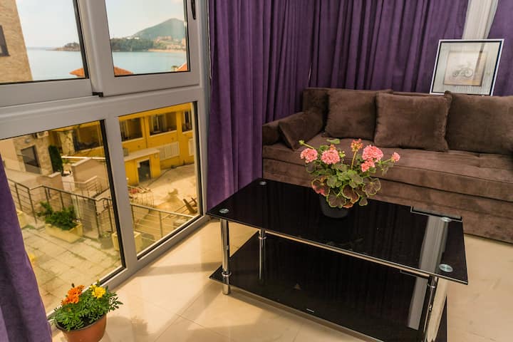 Exclusive, sandy beach apartment Rafailovici 3&4