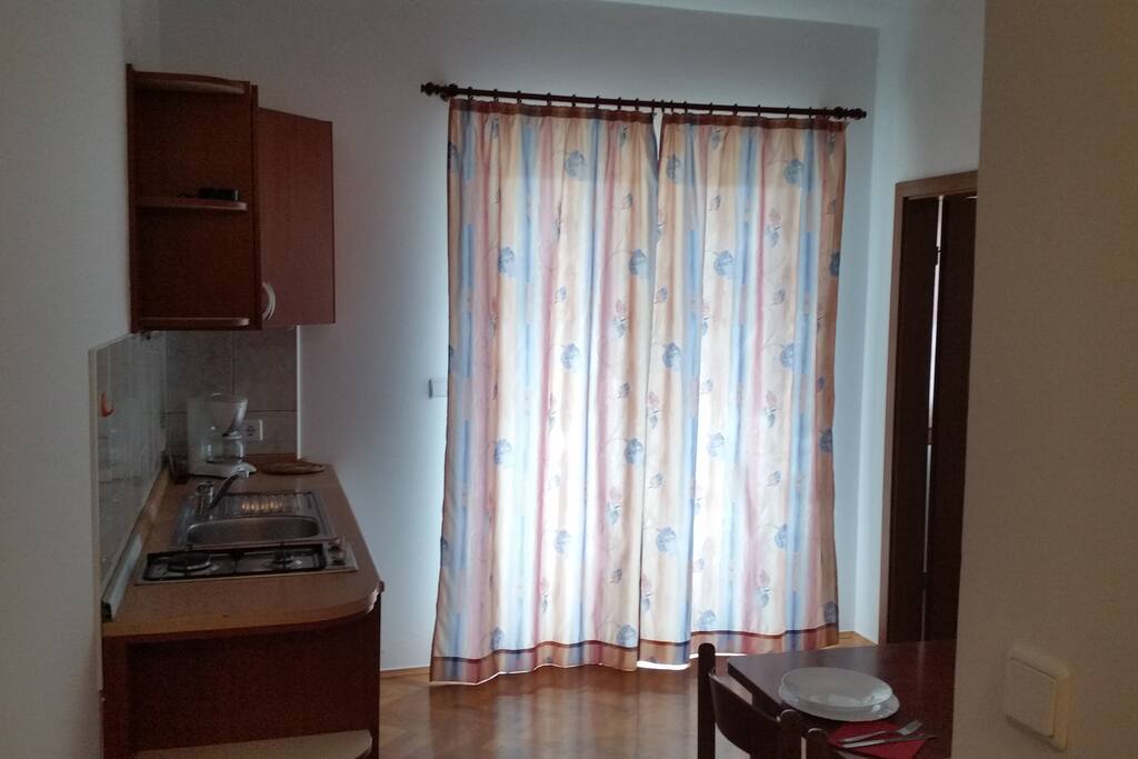 Fully equipped kitchen