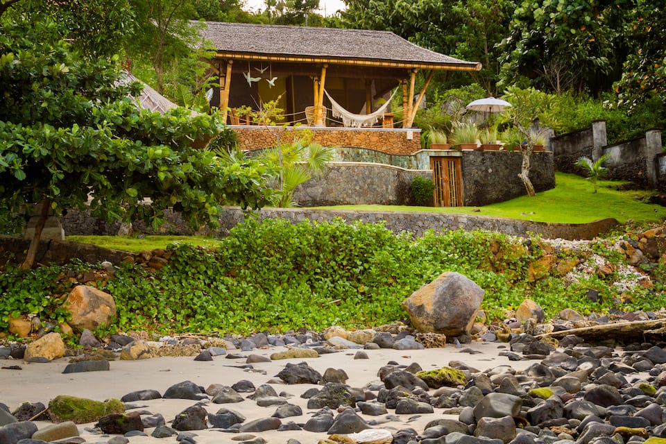 Villa Makara, a bamboo beach house facing Lombok, Abang, Bali, Indonesia, photo 6 of 10