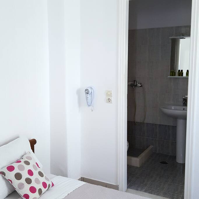 Entrance to bathroom