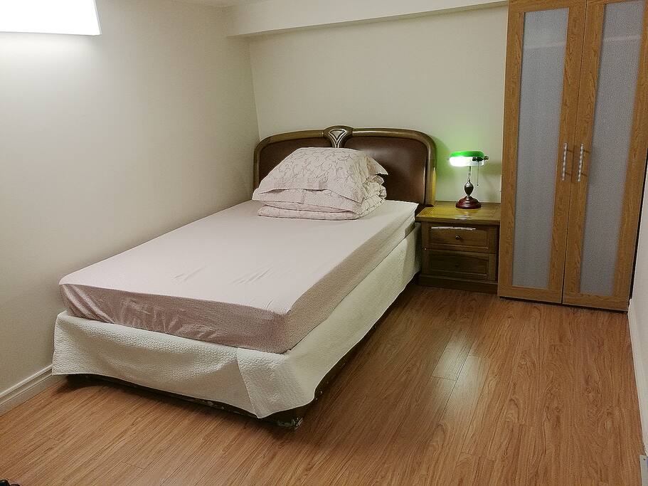 底楼6号房间