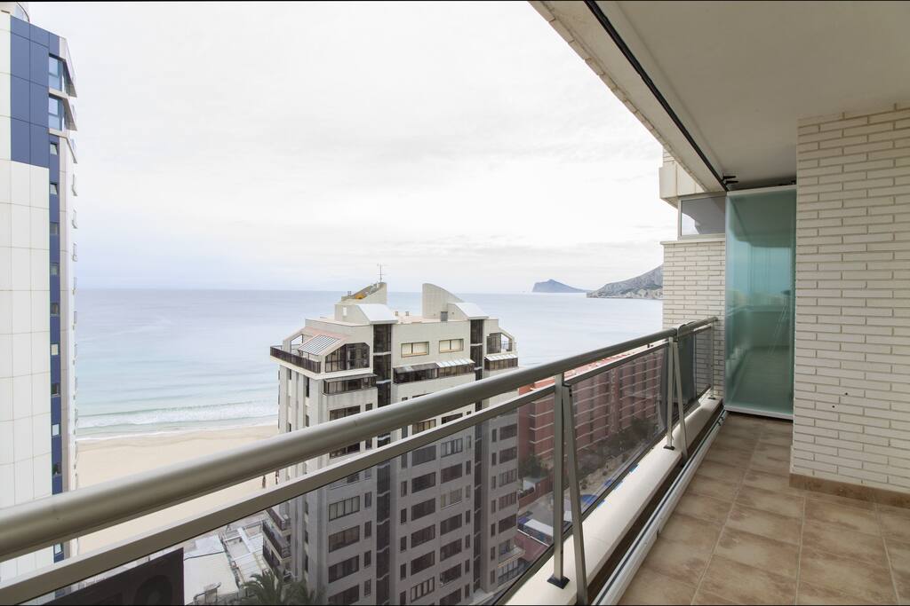 TERRAZA FRONTAL