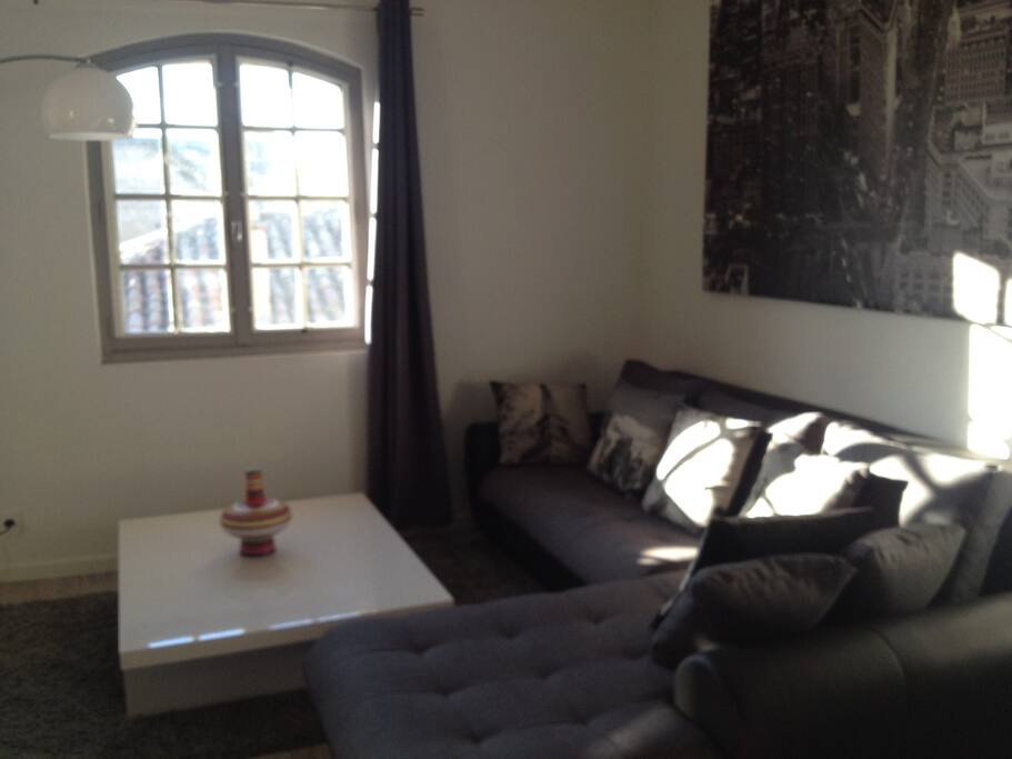 salon
living room