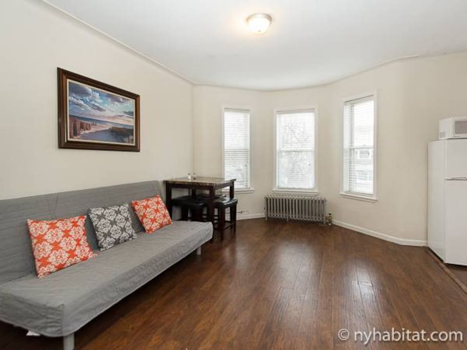 Living room/ dining room
