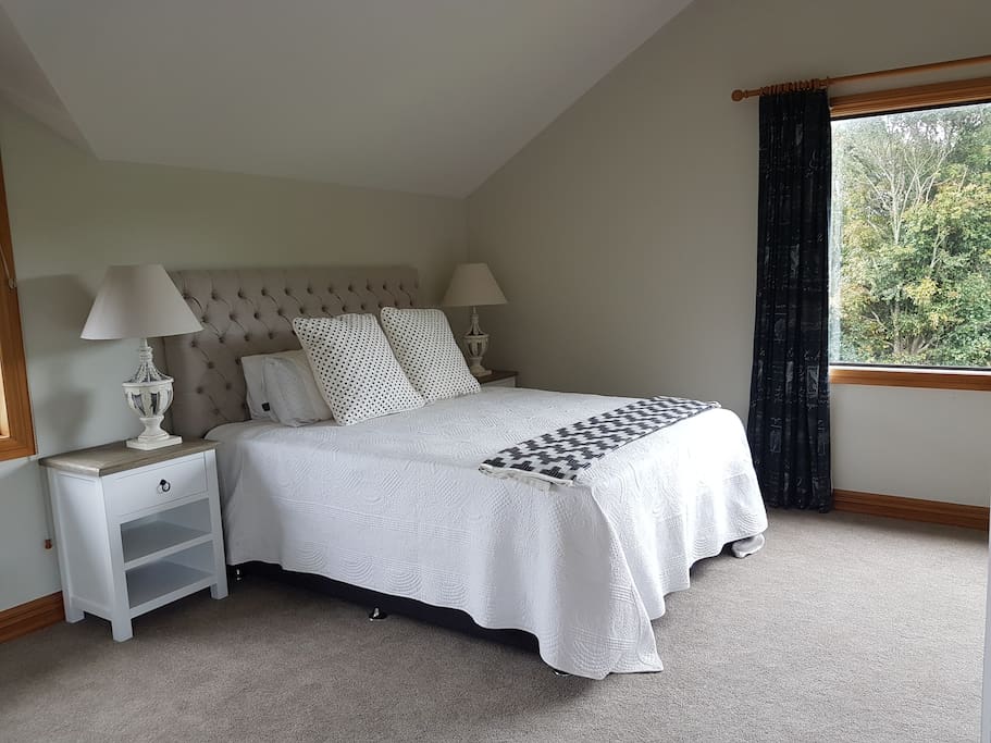 Very comfortable king size bed