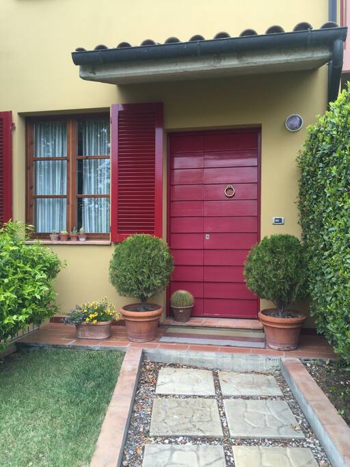 L'ingresso al Pettirosso
