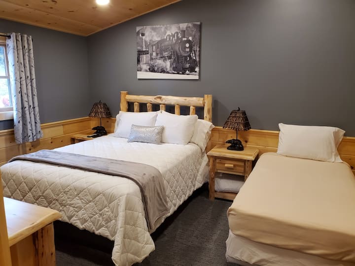 2nd floor bedroom 2 (left)