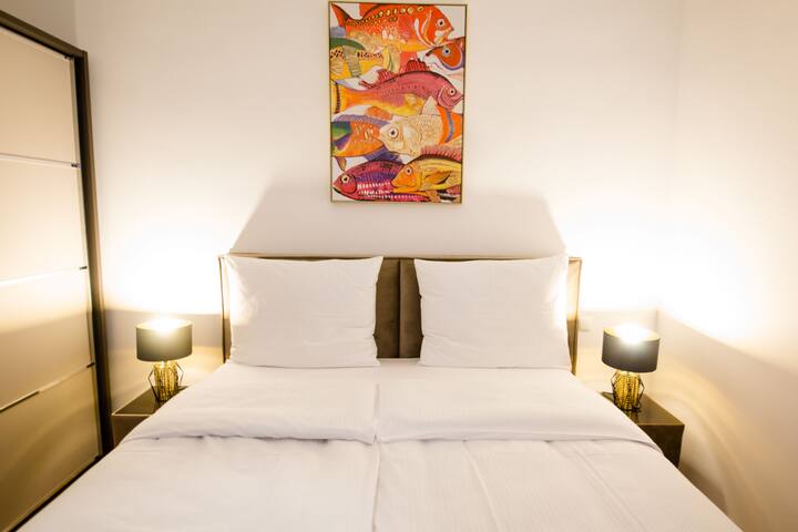 Superior Three-Bedroom Apartment – Opera gallery image 2