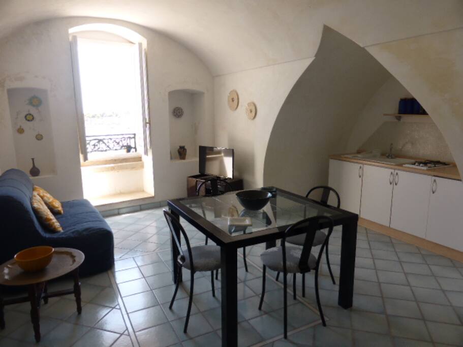 Soggiorno-cucina