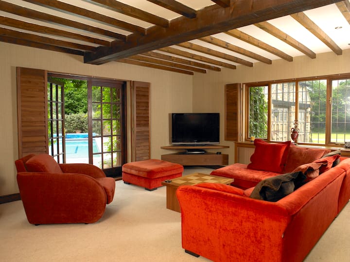 Countryside Manor House With Pool And Rural Views - Wyck