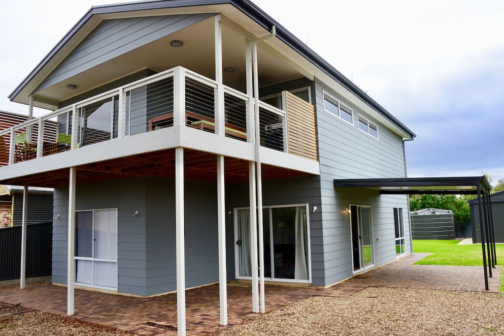 Simply park your cars and have fun in Normanville!