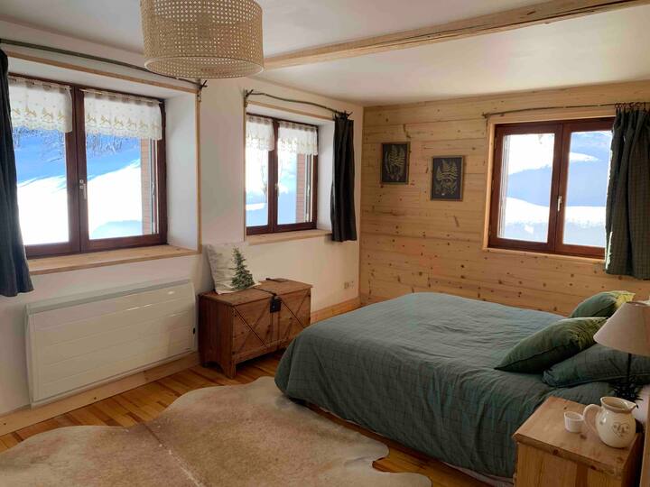 Roditeljska soba n*1 krevet 160 panoramski pogled balkon