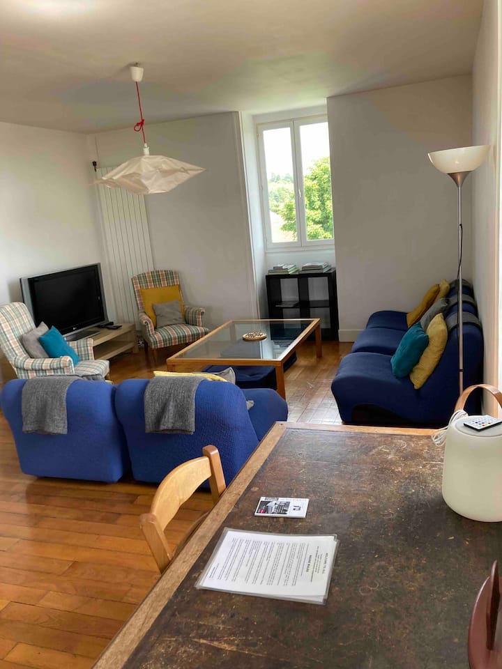Appartement 8 Personnes Proche De Paris, Parking - Île-de-France