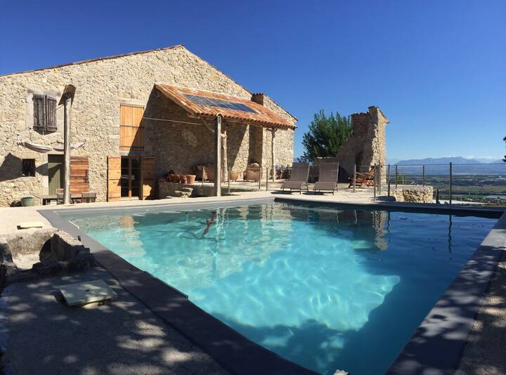 Exceptional house on the outskirts of Provence