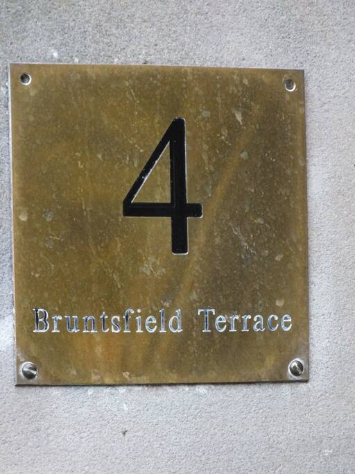 Welcome to 4 Bruntsfield Terrace, directly beside and overlooking the world famous Bruntsfield Links park (ancient golf course)