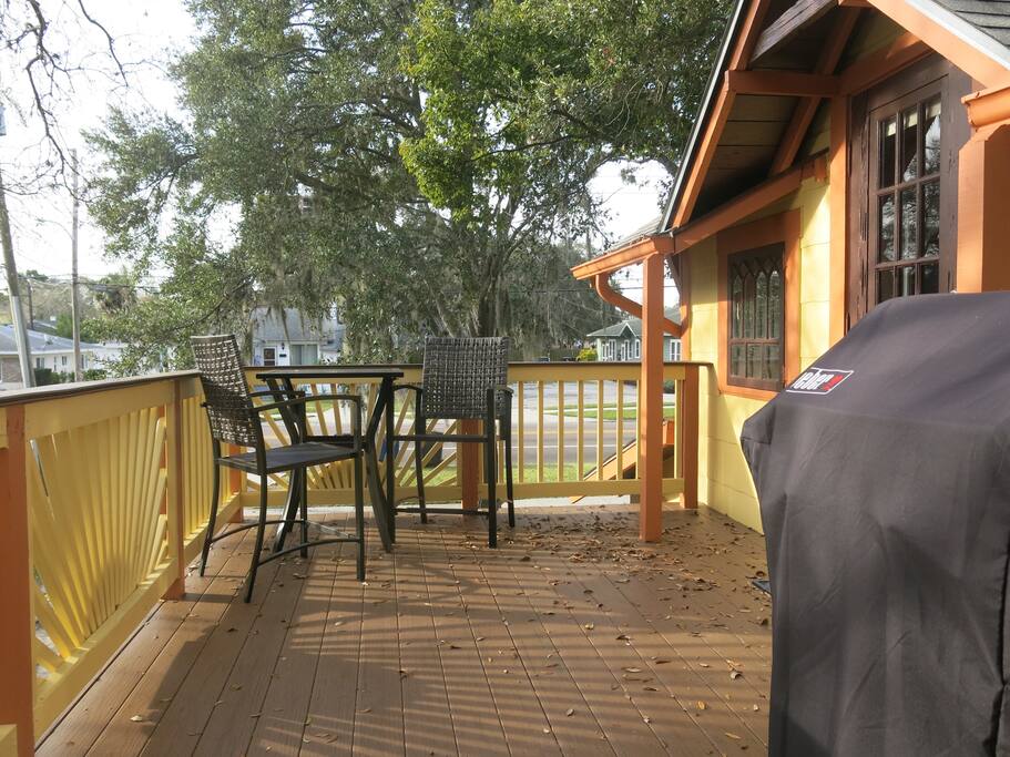 Top floor patio has it's own grill and bistro table.