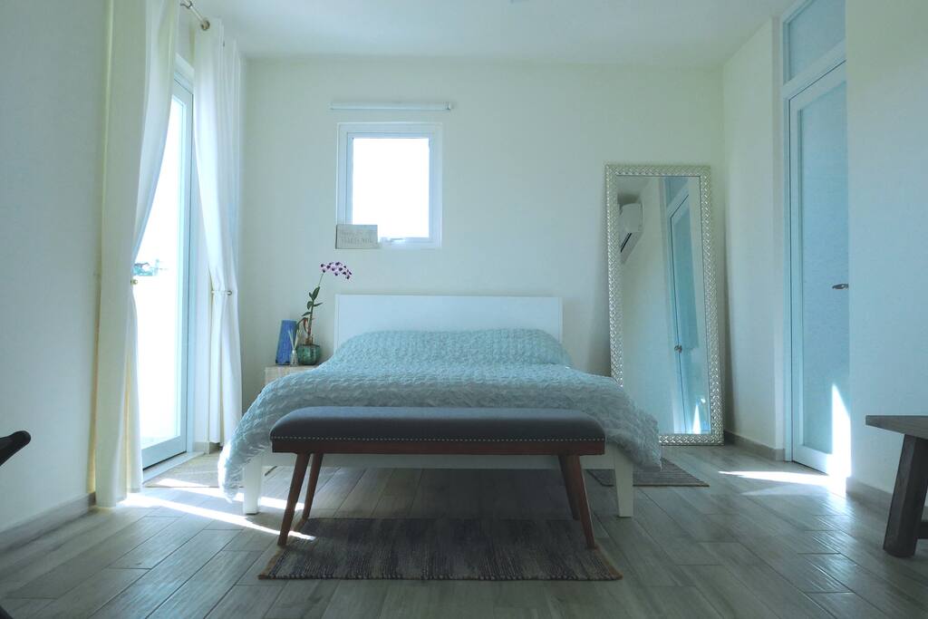 Queen Bed