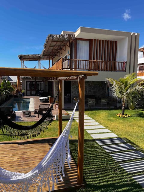 Beachfront Villa w/ Pool & View – Guajiru - Brazil