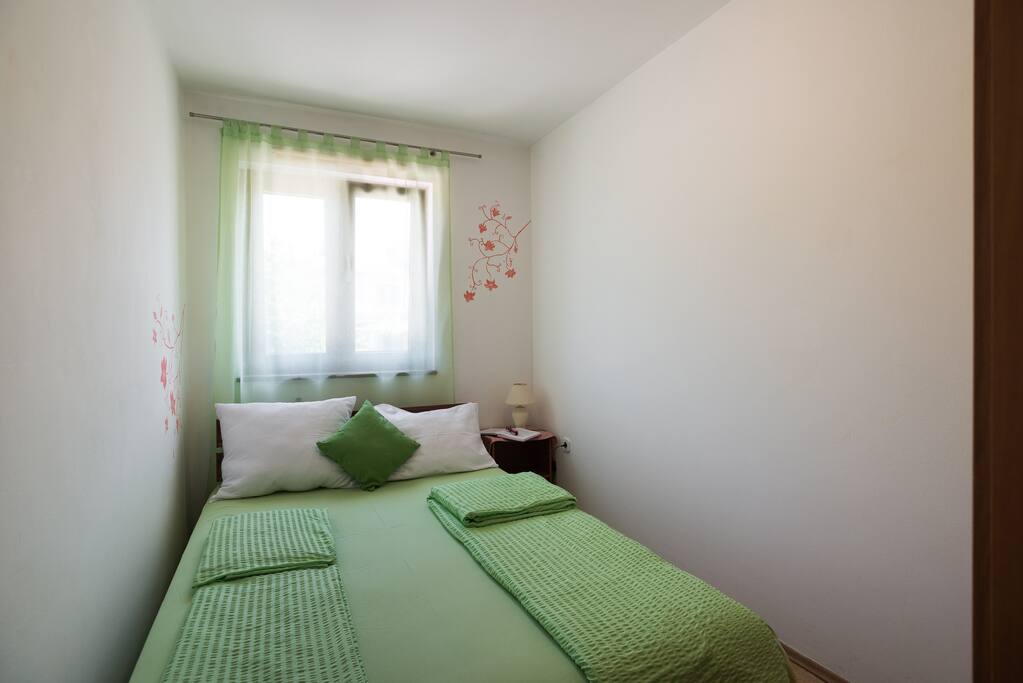 Bedroom2