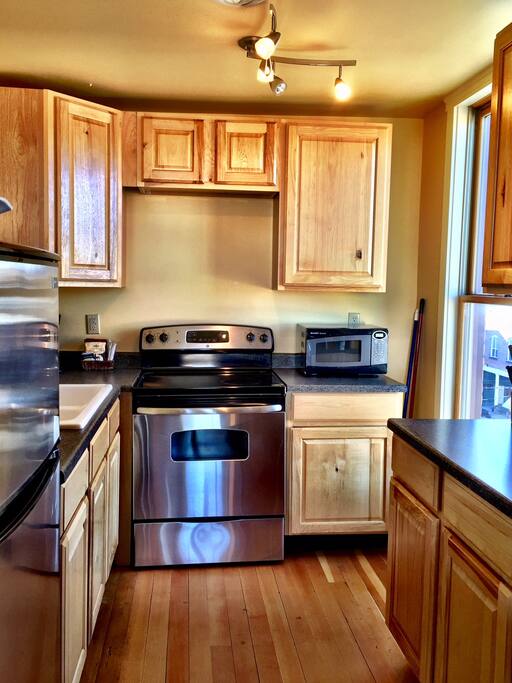 Fully equipped kitchen.