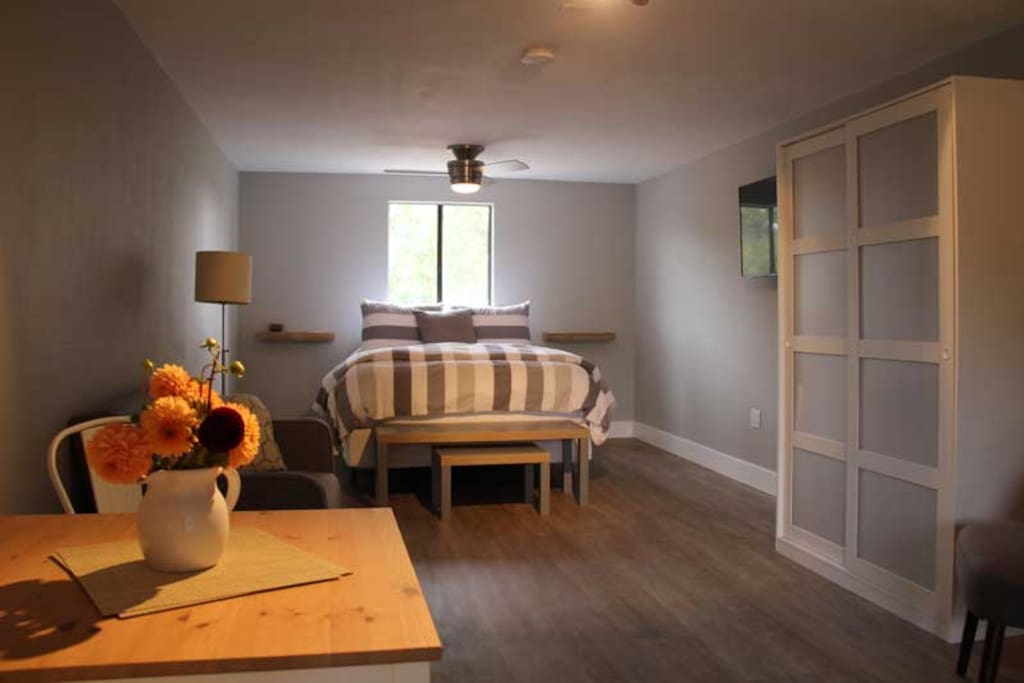 Romantic studio