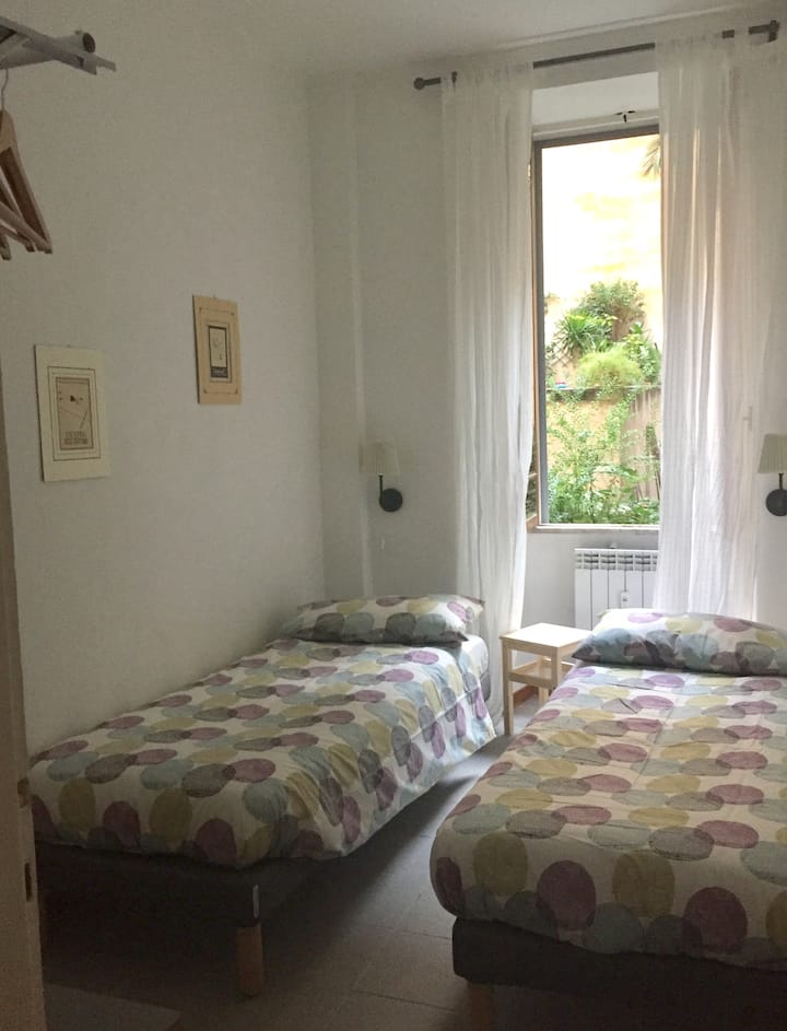 chambre à deux lits